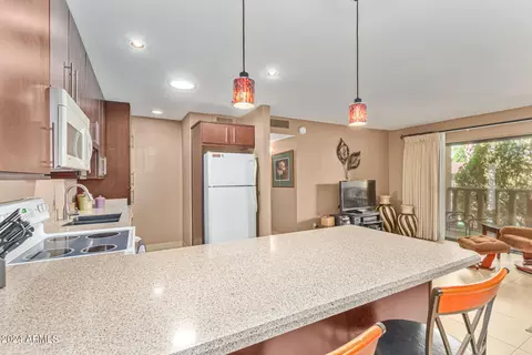 8649 E Royal Palm Rd #235, Scottsdale, AZ 85258