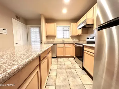 455 S Mesa Dr #103, Mesa, AZ 85210