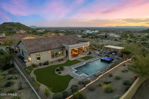 Exterior - 8833 E Rosedale Cir, Mesa, AZ 85207 photo 8 of 26