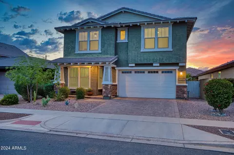 12352 N 144th Dr, Surprise, AZ 85379