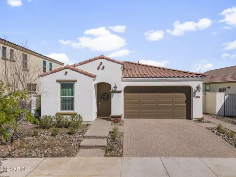 9904 E Thatcher Ave, Mesa, AZ 85212