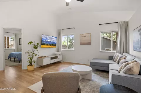 387 W Old Territory Trl, Flagstaff, AZ 86005