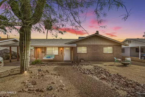 937 W 13th St, Tempe, AZ 85281
