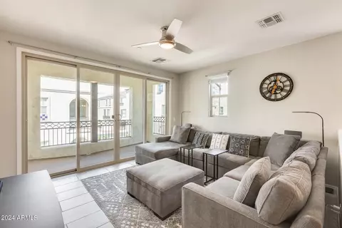 Living - 1676 E Dogwood Ln, Gilbert, AZ 85295 photo 1 of 2