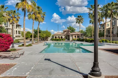 Exterior - 1676 E Dogwood Ln, Gilbert, AZ 85295 photo 1 of 6