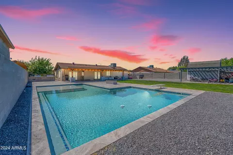 4408 W Paradise Ln, Glendale, AZ 85306