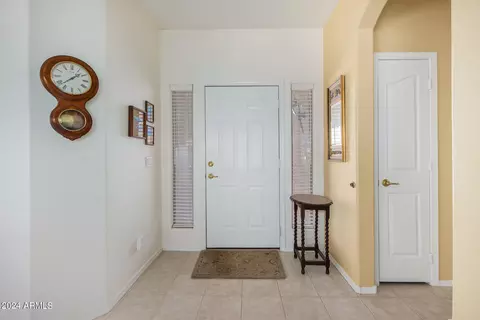 6972 S Nantucket St, Chandler, AZ 85249
