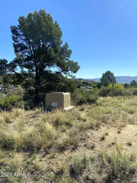 18356 S Reeves Rd #-, Peeples Valley, AZ 86332