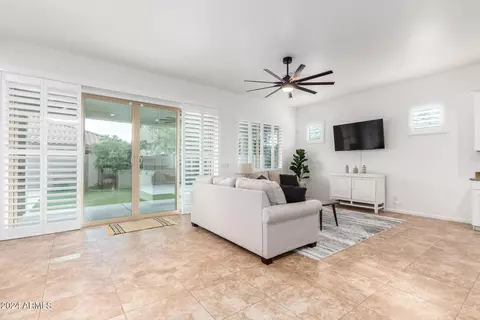 3515 E Alfalfa Dr, Gilbert, AZ 85298 photo 6