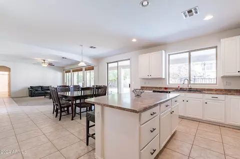 346 E Phelps St, Gilbert, AZ 85295 photo 17
