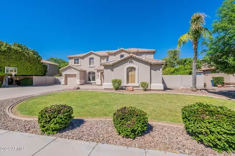 346 E Phelps St, Gilbert, AZ 85295 photo 3