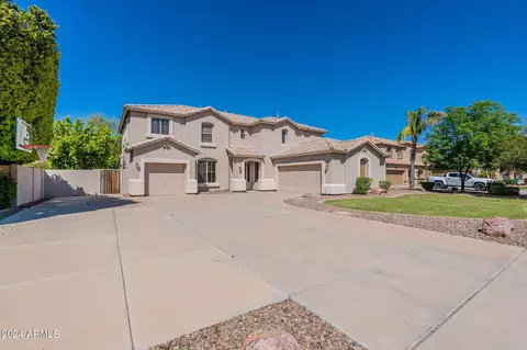 346 E Phelps St, Gilbert, AZ 85295
