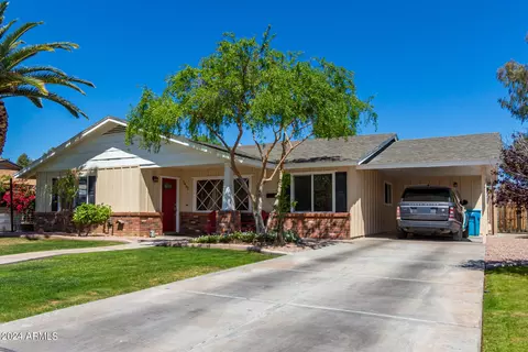 Exterior - 1402 W Orange Dr, Phoenix, AZ 85013 photo 7 of 18