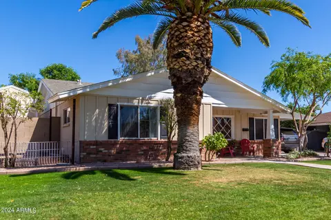 Exterior - 1402 W Orange Dr, Phoenix, AZ 85013 photo 3 of 18
