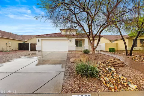40067 N Zampino St, San Tan Valley, AZ 85140