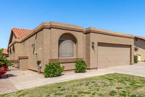 2140 E Fairview Ave, Mesa, AZ 85204