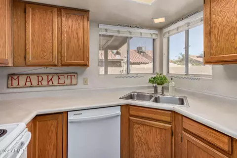 2140 E Fairview Ave, Mesa, AZ 85204 photo 9