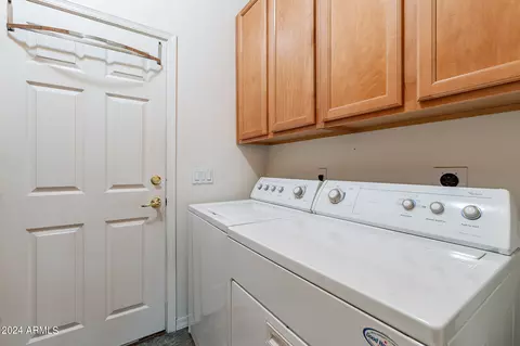 1146 E Tuckey Ln, Phoenix, AZ 85014 photo 32