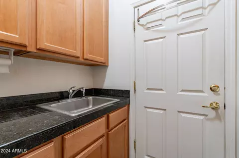 1146 E Tuckey Ln, Phoenix, AZ 85014 photo 33