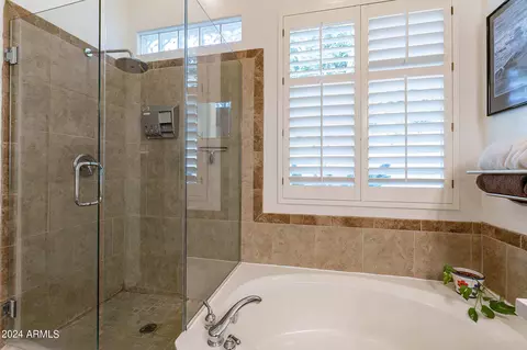 1146 E Tuckey Ln, Phoenix, AZ 85014 photo 30