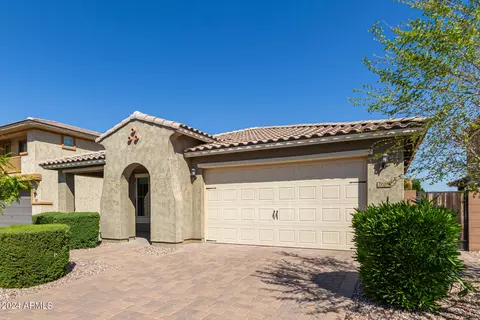 2698 E Cherry Hill Dr, Gilbert, AZ 85298 photo 2
