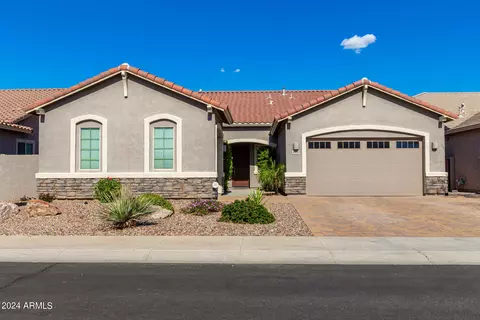 4959 S Leisure Way, Gilbert, AZ 85298