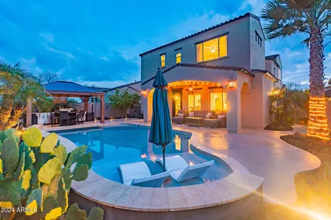 13672 W Jesse Red Dr, Peoria, AZ 85383