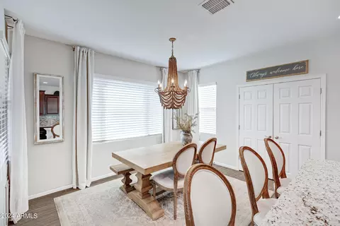 8615 E Desert Ln, Mesa, AZ 85209 photo 15