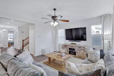 8615 E Desert Ln, Mesa, AZ 85209 photo 9