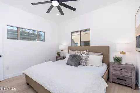 815 E Rose Ln #130, Phoenix, AZ 85014 photo 13