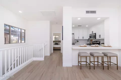815 E Rose Ln #130, Phoenix, AZ 85014 photo 8