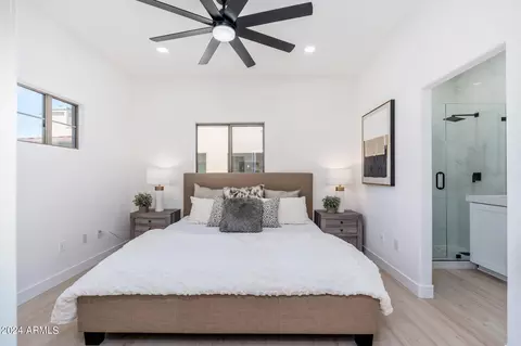 815 E Rose Ln #130, Phoenix, AZ 85014 photo 14