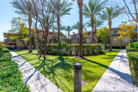 815 E Rose Ln #130, Phoenix, AZ 85014 photo 25