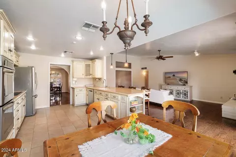 1960 E Vaughn St, Tempe, AZ 85283 photo 13