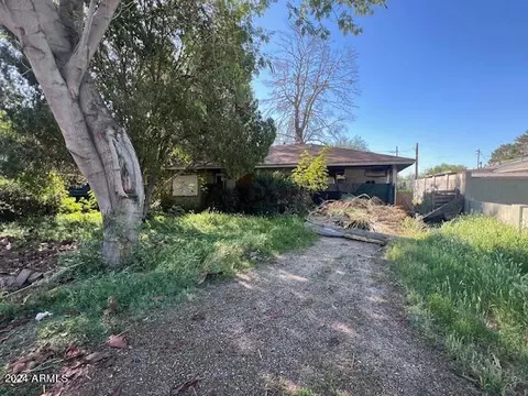 3007 E Oak St, Phoenix, AZ 85008