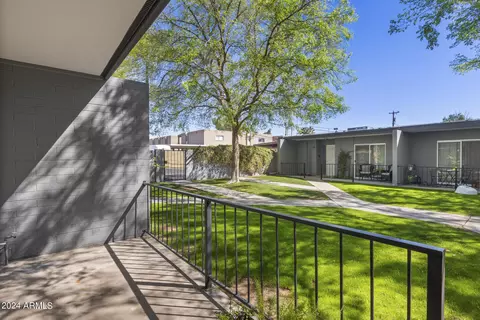 3660 E Montecito Ave #16, Phoenix, AZ 85018 photo 8