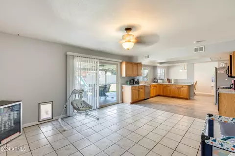 4221 N 79th Dr, Phoenix, AZ 85033 photo 19