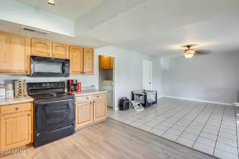 4221 N 79th Dr, Phoenix, AZ 85033 photo 17