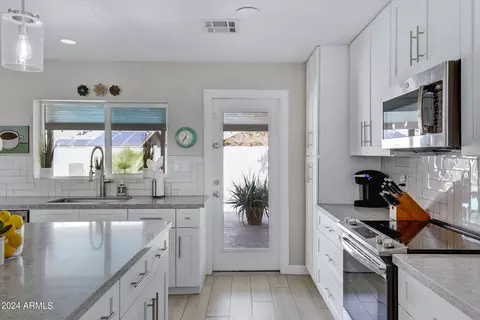 2162 E Yale Dr, Tempe, AZ 85283 photo 12