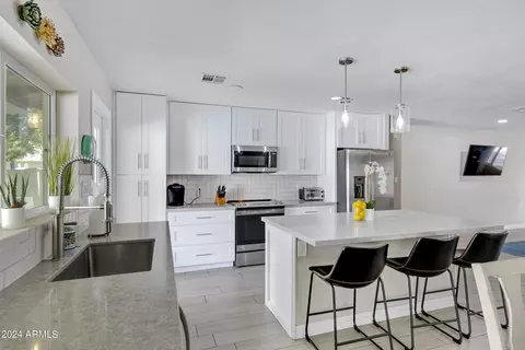 2162 E Yale Dr, Tempe, AZ 85283 photo 10