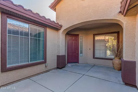 2575 W Shackleton Dr, Anthem, AZ 85086 photo 4