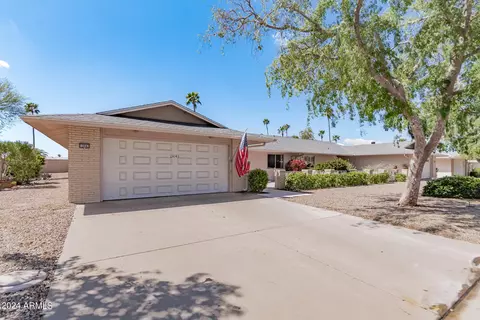 13043 W Desert Glen Dr, Sun City West, AZ 85375