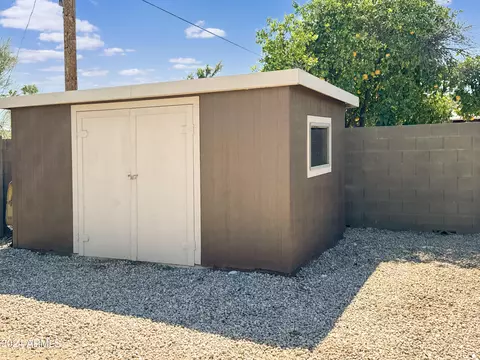 327 N 84th Pl, Mesa, AZ 85207 photo 10