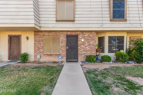 6727 S Jentilly Ln, Tempe, AZ 85283