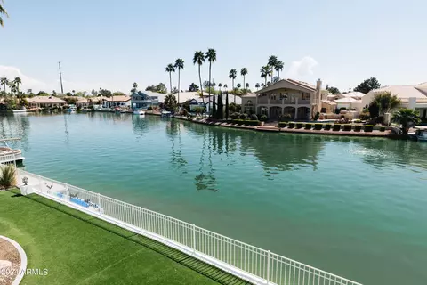 1825 E Willow Tree Ct, Gilbert, AZ 85234 photo 49