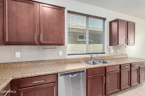 2110 E Aire Libre Ave, Phoenix, AZ 85022 photo 16