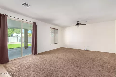 2110 E Aire Libre Ave, Phoenix, AZ 85022 photo 9