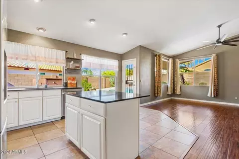 2011 S Avoca --, Mesa, AZ 85209 photo 7