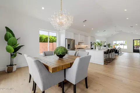 Dining - 1441 E Hoover Ave, Phoenix, AZ 85006 photo 6 of 6
