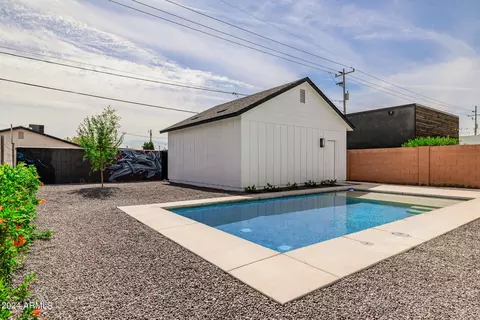Exterior - 1441 E Hoover Ave, Phoenix, AZ 85006 photo 9 of 13